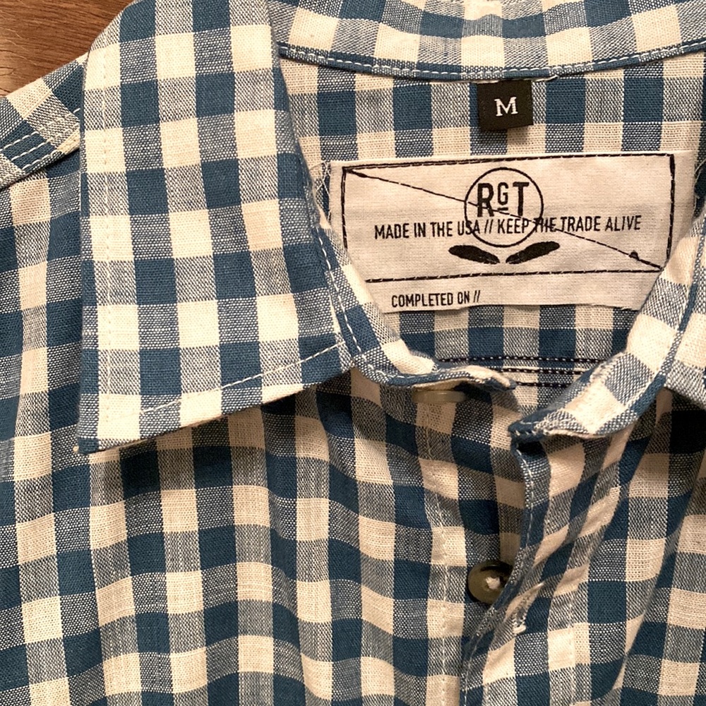 RGT Rogue Territory short sleeve, Size Medium. Big Gingham print.